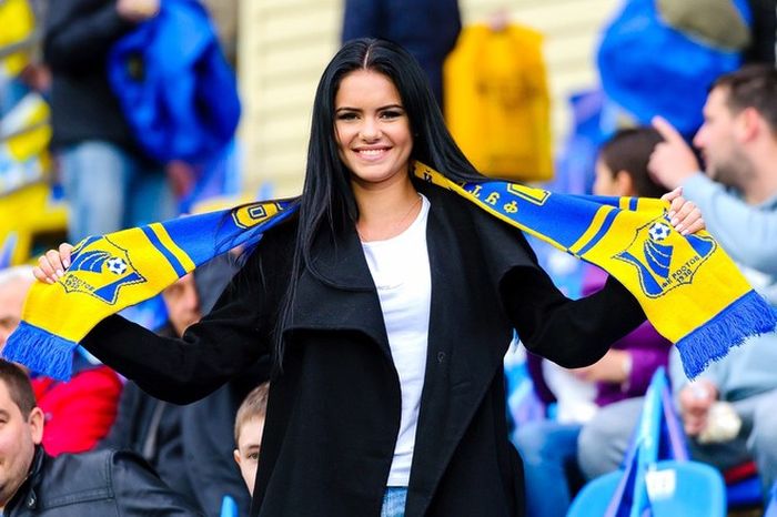 Очаровательные фанатки российского футбола