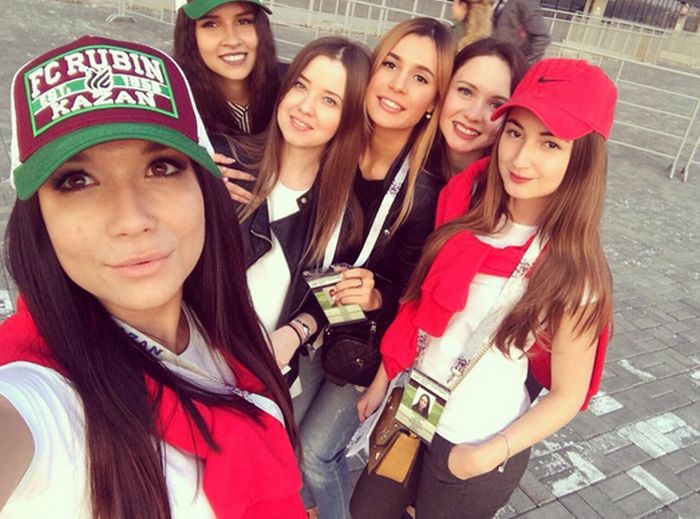 Очаровательные фанатки российского футбола