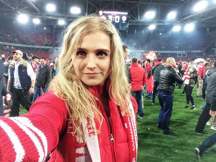 Очаровательные фанатки российского футбола