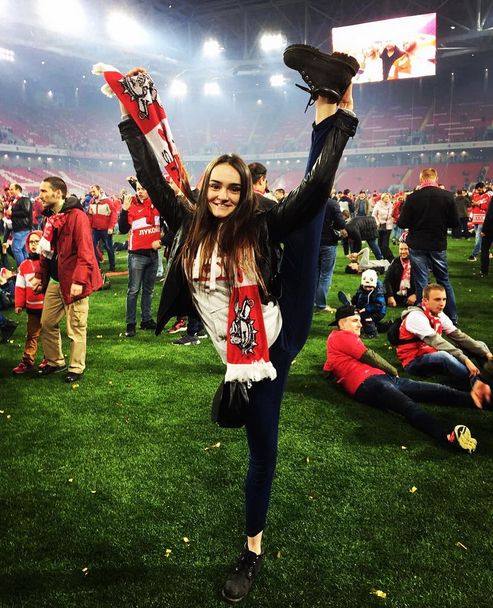 Очаровательные фанатки российского футбола