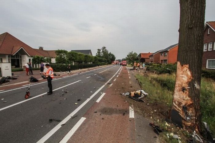 Audi S8 разорвало пополам