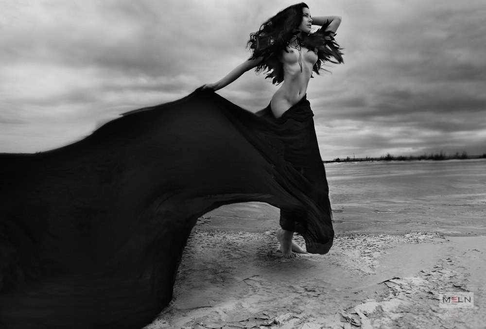 Красивое «Ню» Александра Мельна