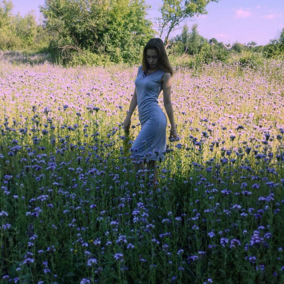 Фото девушек из социальных сетей