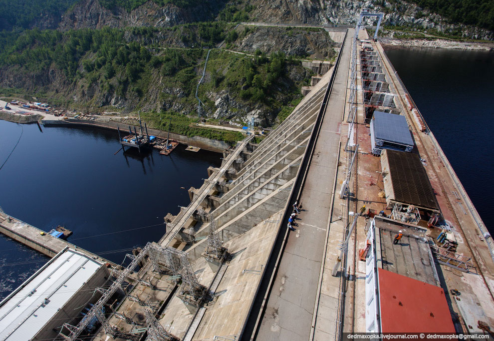 Зейская ГЭС в Амурской области (28 фото)