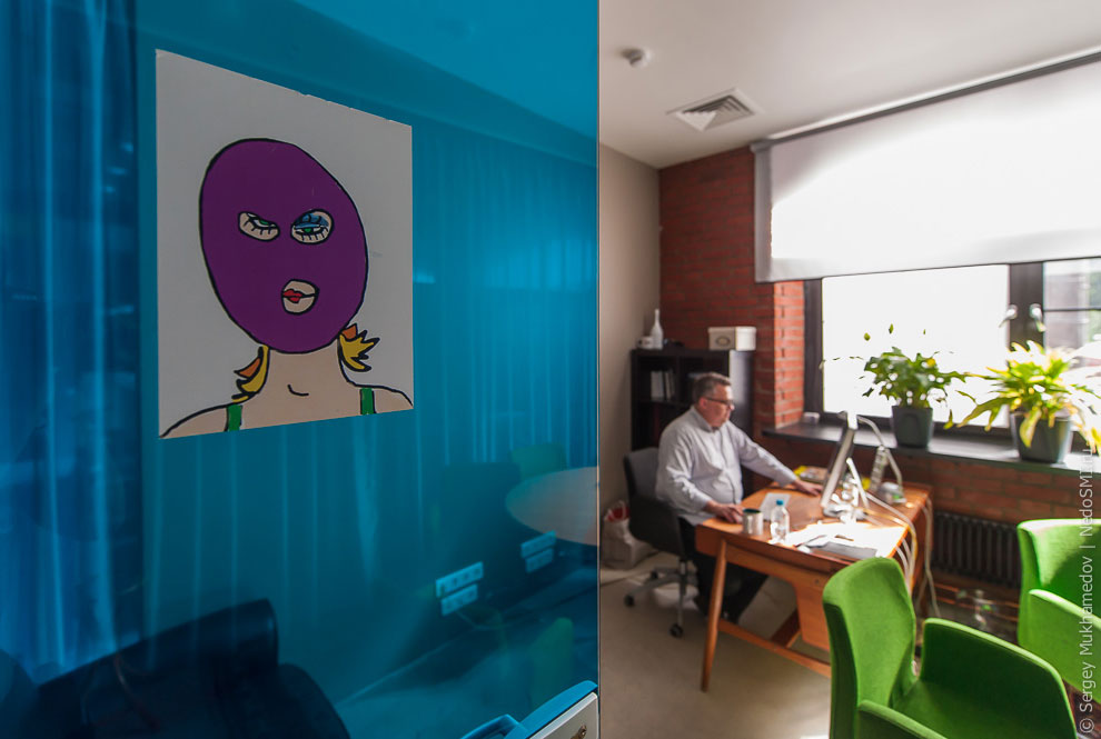Необычный офис: большая коммуналка
