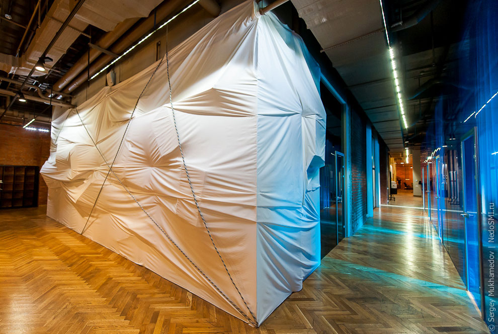 Необычный офис: большая коммуналка