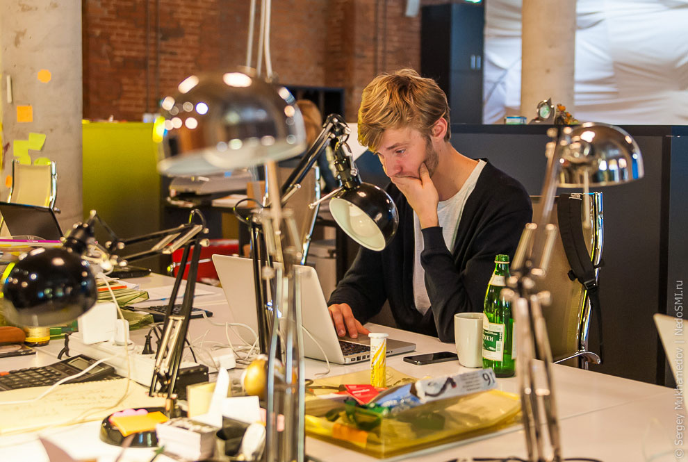 Необычный офис: большая коммуналка