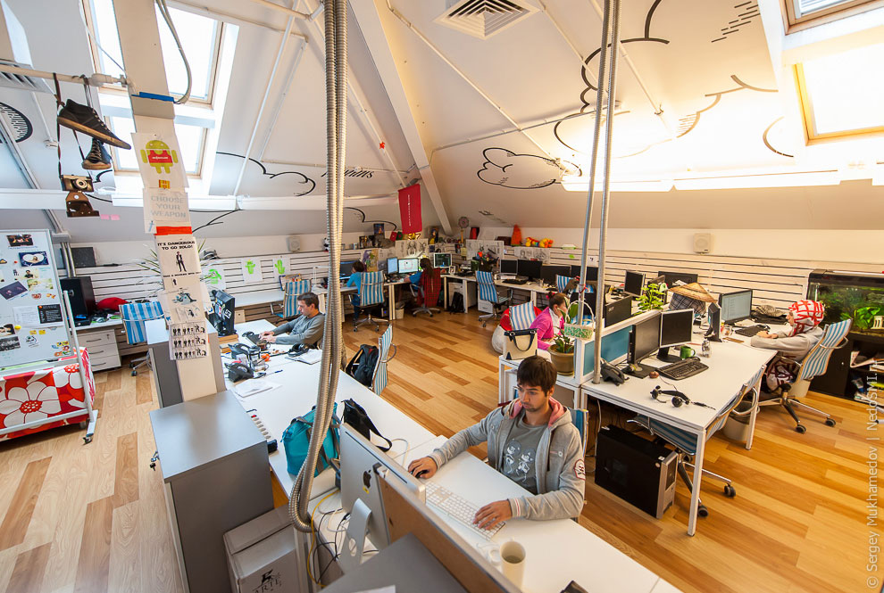 Необычный офис: большая коммуналка