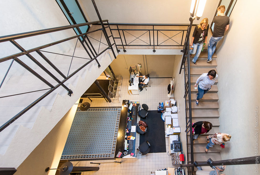 Необычный офис: большая коммуналка