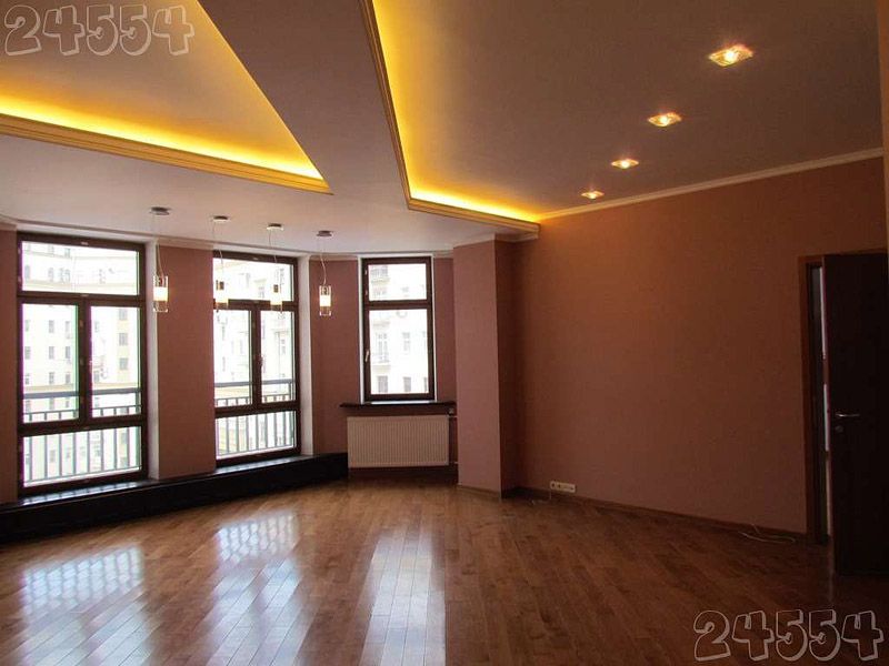 6 замков, которые стоят дешевле некоторых квартир в России