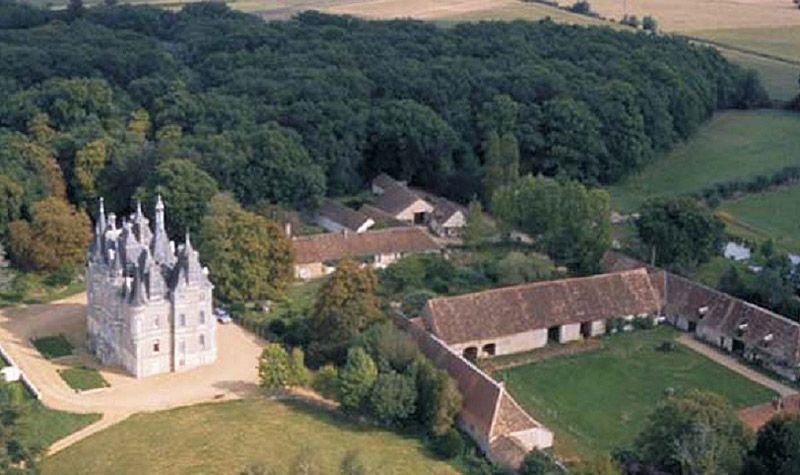 6 замков, которые стоят дешевле некоторых квартир в России