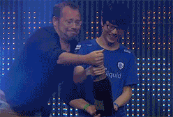 Бутылка шампанского - опасная вещь