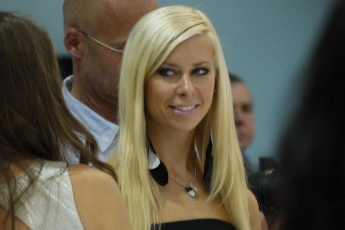 Девушки с мотовыставки Intermot 2012