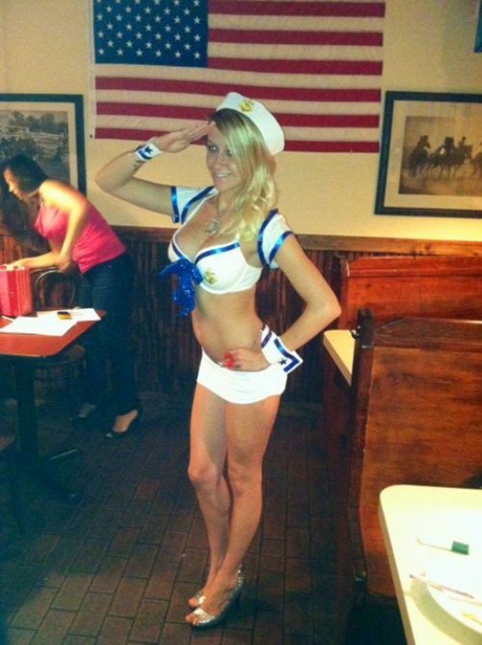 Девчонки на Хэллоуине