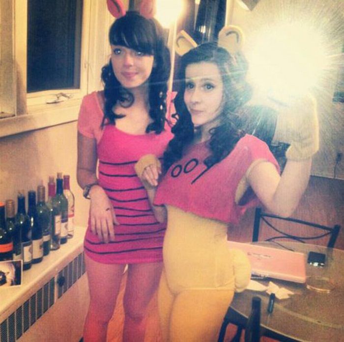 Девчонки на Хэллоуине