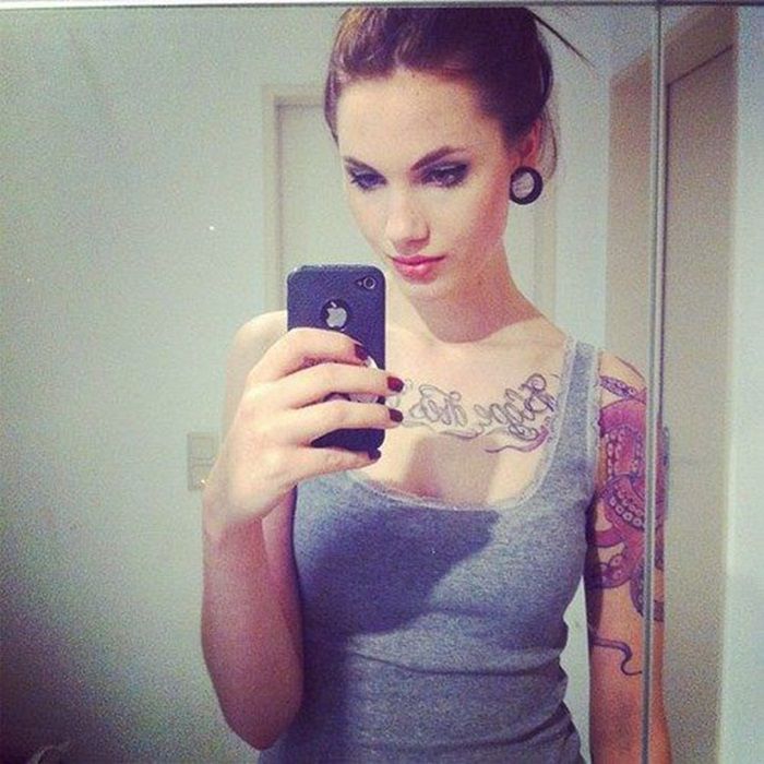 Девушки с татуировками