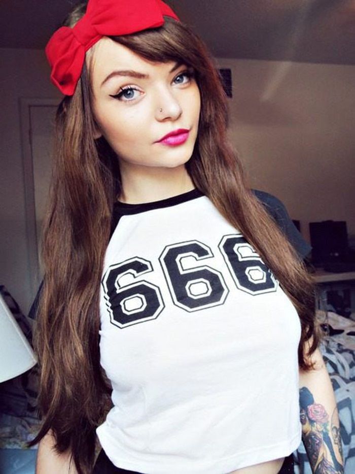 Девушки с татуировками