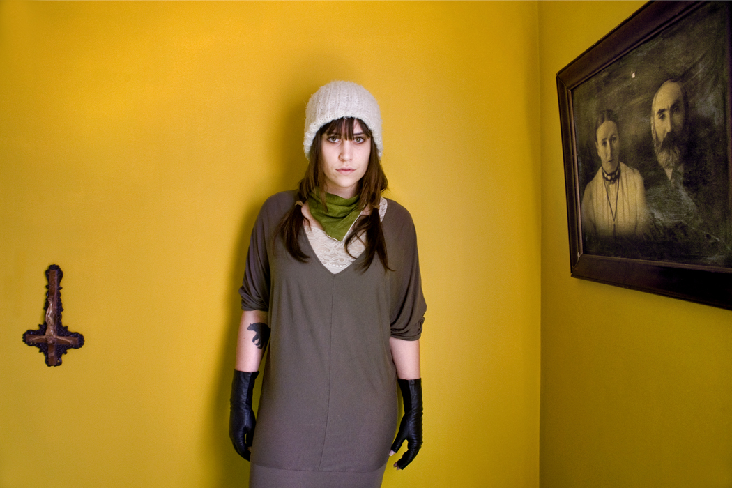 Девушки и их комнаты (часть 2)