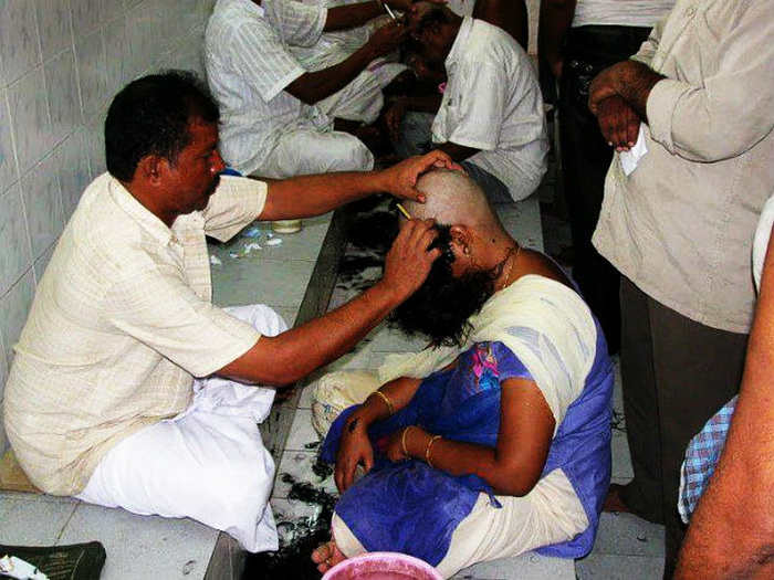 Продажа волос – выгодный бизнес, которым промышляют многие храмы в Индии