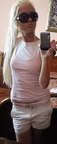 Из гламурной кисы в нормальную девушку? (26 фото)