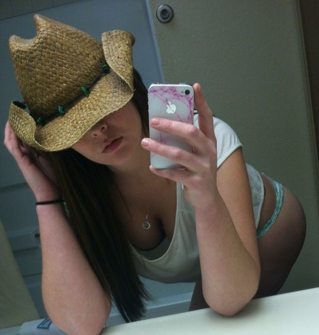 Девушки с красивой грудью (40 фото)