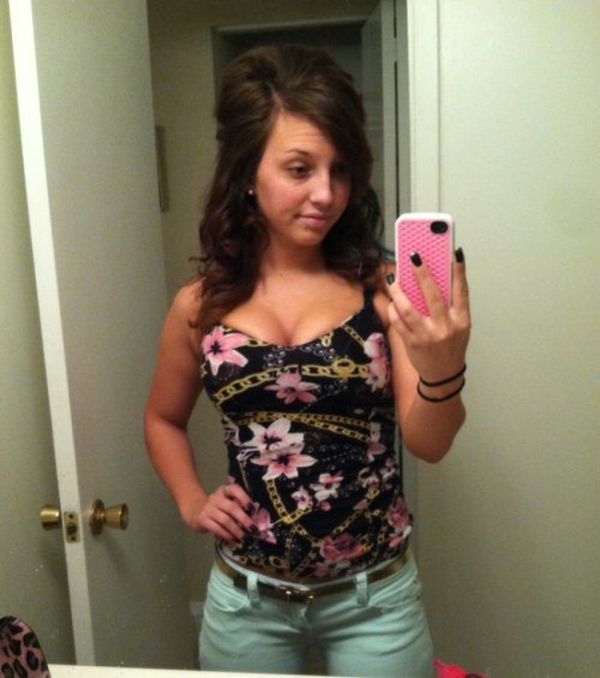 Девушки с красивой грудью (40 фото)