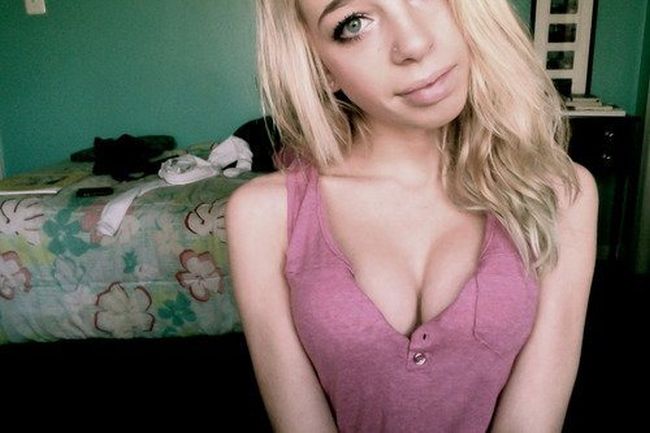 Девушки с красивой грудью (40 фото)