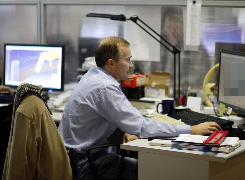 Как делают суперкар Marussia (41 фото) Как делают суперкар Marussia (41 фото)