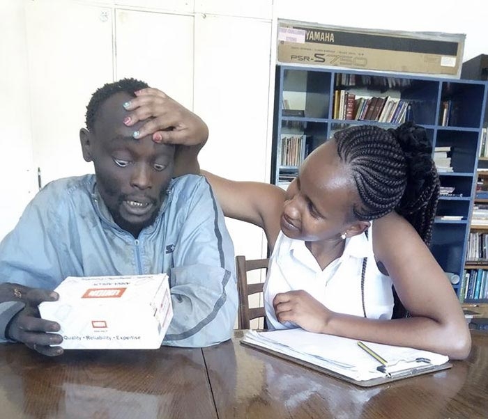 Женщина нашла друга детства, который стал наркоманом и его трансформация поразит вас