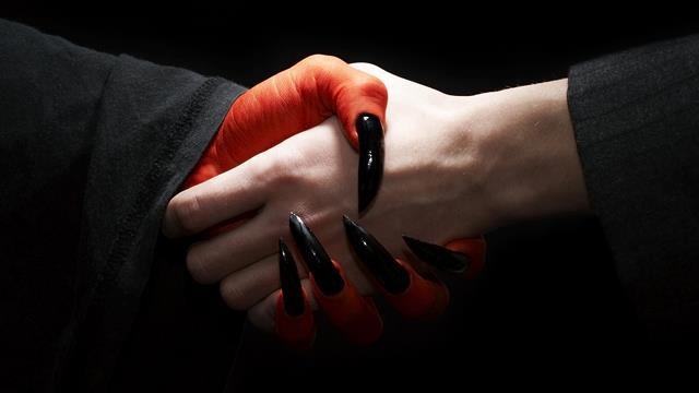 «Душу на кон», или кто из великих людей заключил сделку с Сатаной?