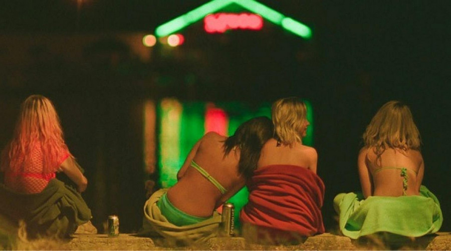 Фильмы с необыкновенным цветовым оформлением