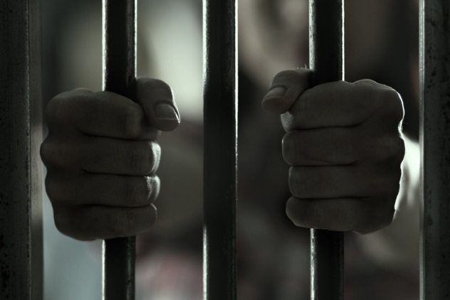 «Все имеют свойство вляпываться в неприятности», или как некоторые представительницы слабого пола угодили за решетку, а потом сбежали из тюрьмы. Часть 1 «Все имеют свойство вляпываться в неприятности», или как некоторые представительницы слабого пола угодили за решетку, а потом сбежали из тюрьмы. Часть 1