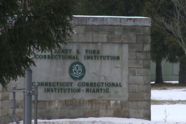 «Все имеют свойство вляпываться в неприятности», или как некоторые представительницы слабого пола угодили за решетку, а потом сбежали из тюрьмы. Часть 1 «Все имеют свойство вляпываться в неприятности», или как некоторые представительницы слабого пола угодили за решетку, а потом сбежали из тюрьмы. Часть 1