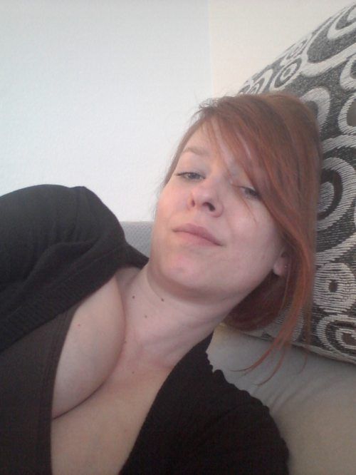 Девушки с достоинством