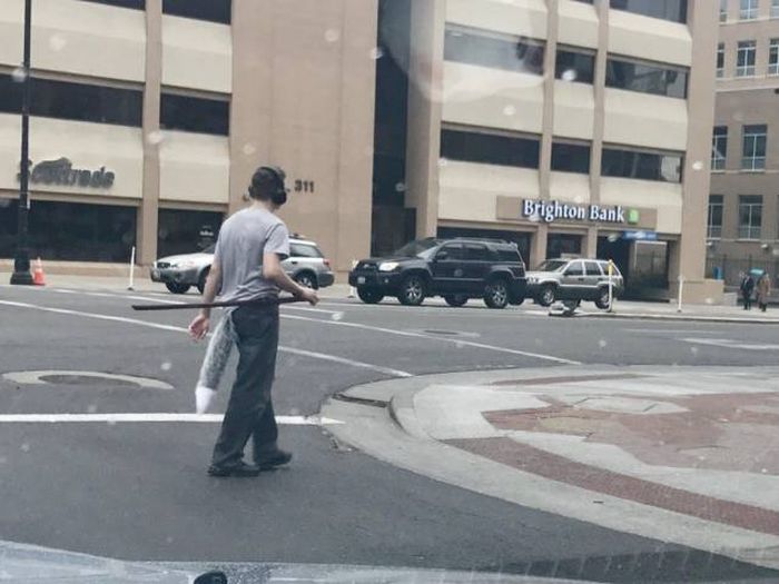 Странности вокруг нас