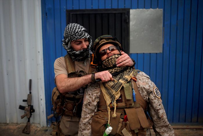 Как сражаются любители страйкбола Как сражаются любители страйкбола