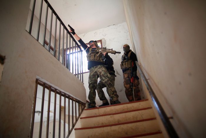 Как сражаются любители страйкбола Как сражаются любители страйкбола