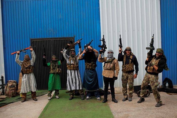 Как сражаются любители страйкбола Как сражаются любители страйкбола