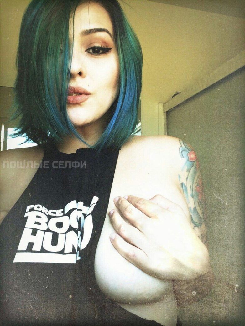 Красавицы из социальных сетей