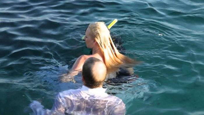 Прыжки в национальных костюмах