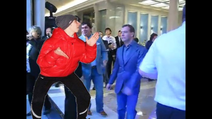 Отфотошопьте фото, чтобы я танцевал с мужиком (27 фото)