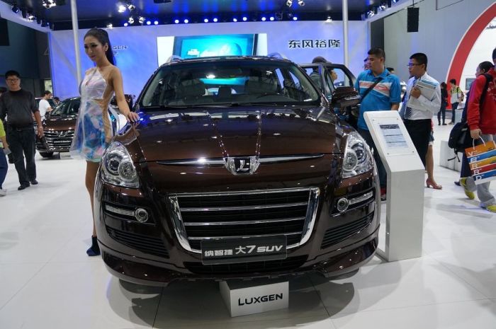Модели и автомобили на выставке Auto Guangzhou-2013