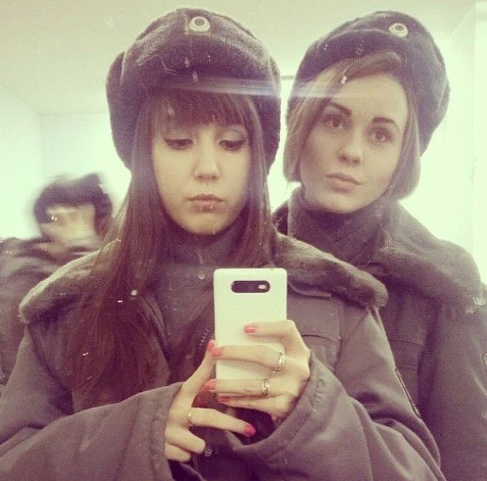 Девушки-полицейские в России