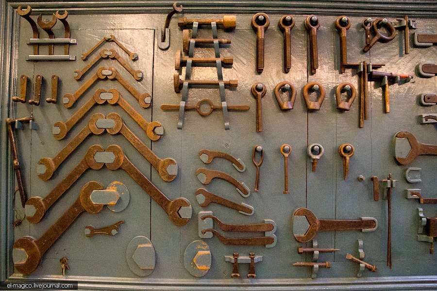 Экскурсия на Feldschl"osschen — самый главный пивной завод Швейцарии Экскурсия на Feldschl"osschen — самый главный пивной завод Швейцарии