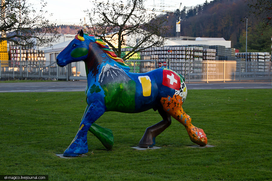 Экскурсия на Feldschl"osschen — самый главный пивной завод Швейцарии Экскурсия на Feldschl"osschen — самый главный пивной завод Швейцарии