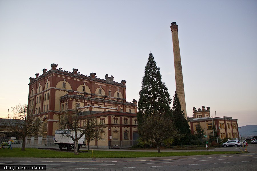 Экскурсия на Feldschl"osschen — самый главный пивной завод Швейцарии Экскурсия на Feldschl"osschen — самый главный пивной завод Швейцарии
