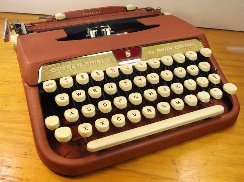 15 самых странных коллекций знаменитостей