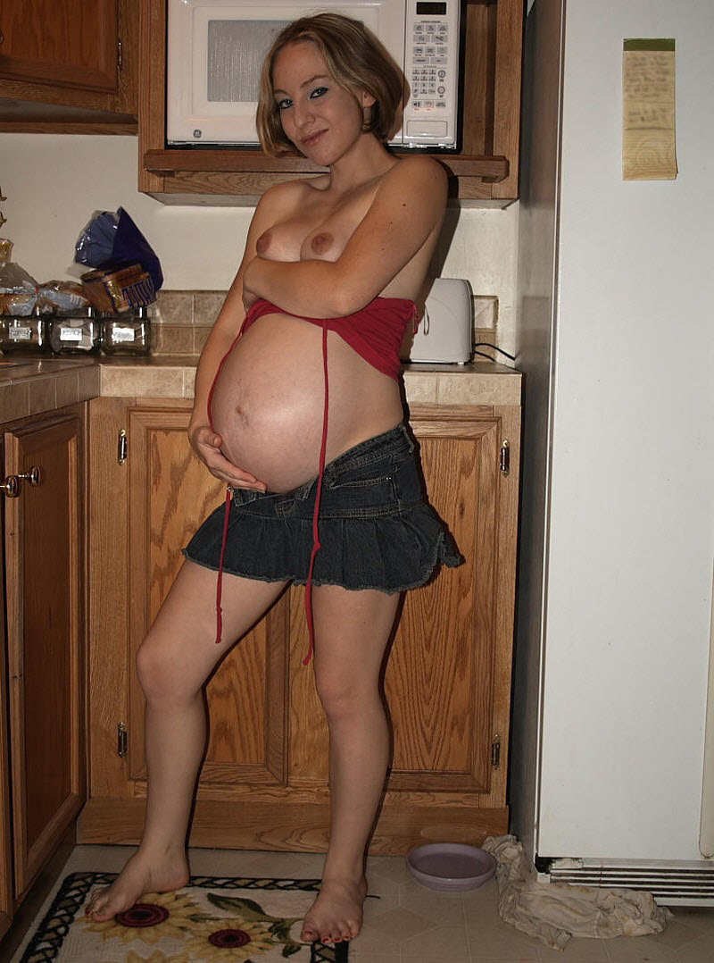 Откровенные снимки беременных дам