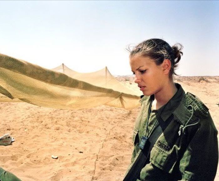 Самая симпатичная армия в мире (45 фото)