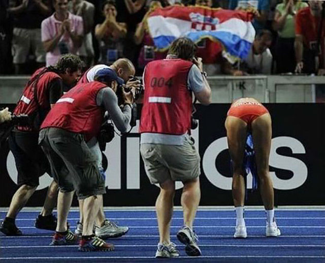 Подборка забавных кадров из жизни спорта